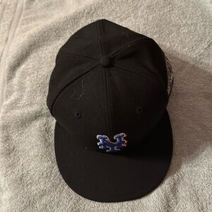 Men’s NY Mets fitted hat, 2000 subway series